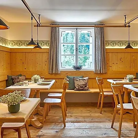 Forsthaus Valepp Hotel